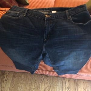 Eddie Bauer Jean capris size 22